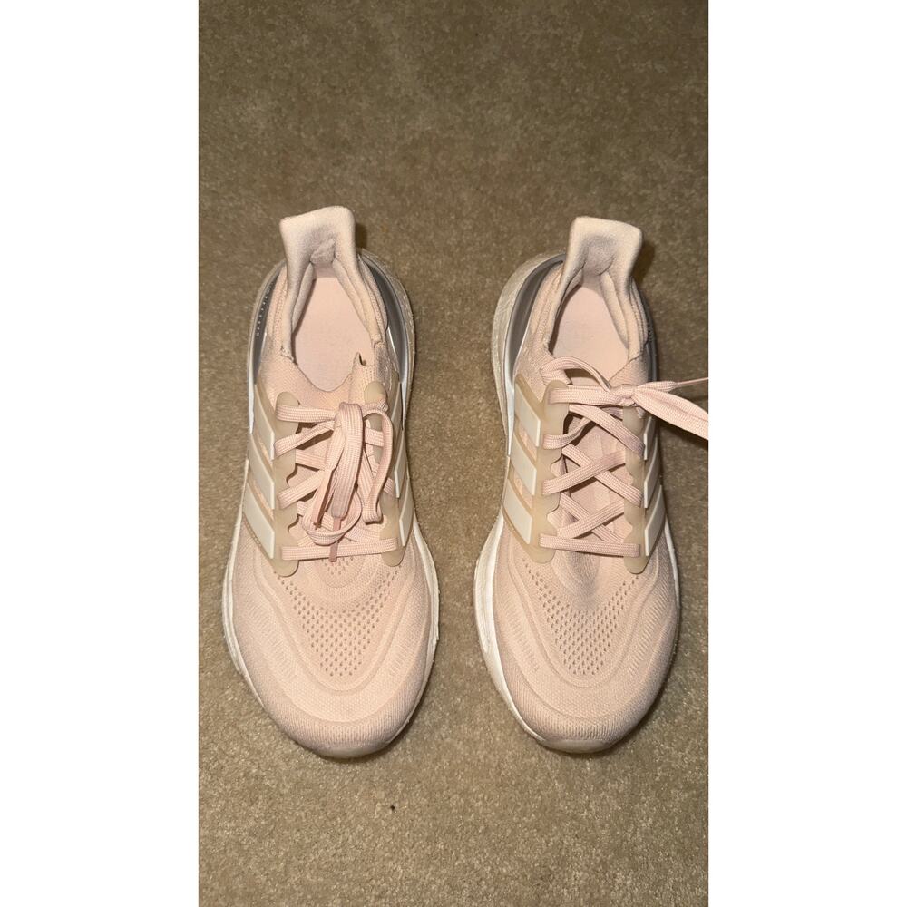 Adidas Ultraboost Light "Wonder Quartz" – Women's Size 8 👟✨